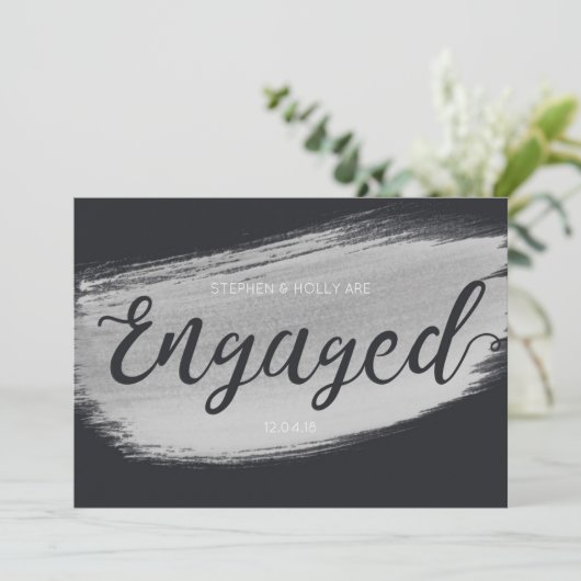 Aankondiging modern zwart Verloving (Staand voorkant)