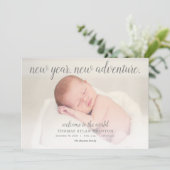 Aankondiging nieuwjaars nieuwe avontuurlijke Baby (Staand voorkant)