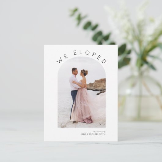 Aankondiging van aankomende uitlopings- en weddens (Staand voorkant)