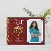 Aankondiging van afstuderen als Doctor of Nursing  (Staand voorkant)
