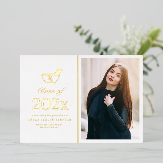 Aankondiging van afstuderen van legant goudapothee (Staand Voorkant)