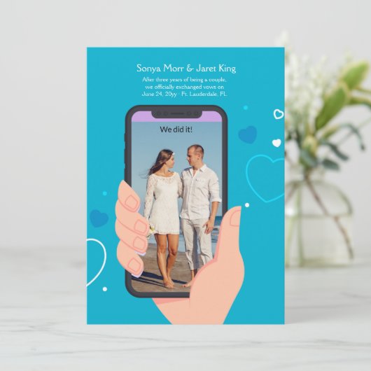 Aankondiging van de foto op mobiele telefoon (Staand voorkant)