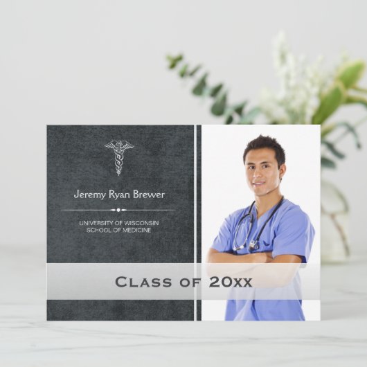 Aankondiging van de foto van het medisch Afstudere (Staand voorkant)