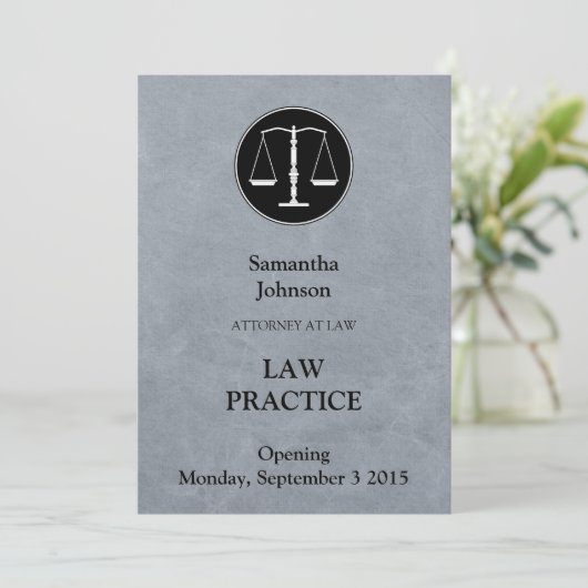 Aankondiging van de inleiding van de legerrechtspr (Staand voorkant)