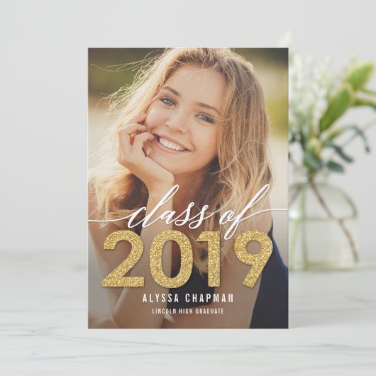 Aankondiging van een Afstuderen voor het mousseren (Staand voorkant)