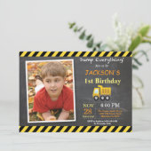 Aankondiging van een "Birthday Dump Truck"-project (Staand voorkant)