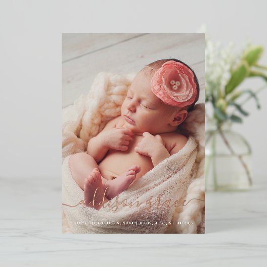 Aankondiging van geboorte van het moderne script f (Staand Voorkant)