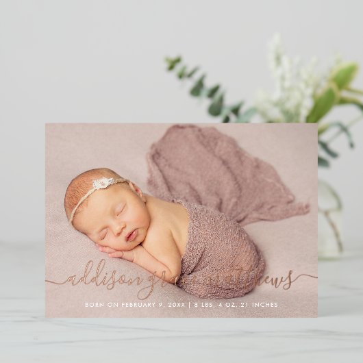 Aankondiging van geboorte van het moderne script f (Staand Voorkant)