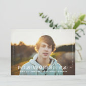 Aankondiging van het Afstudeerder van de Hassle in (Staand voorkant)