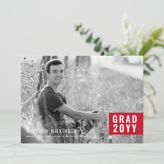 Aankondiging van het Afstuderen Red Tab (Staand voorkant)