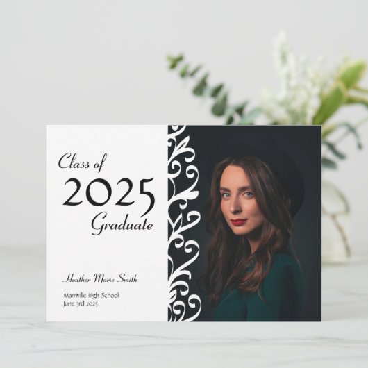 Aankondiging van het Afstuderen van de wijngrensfo (Staand voorkant)