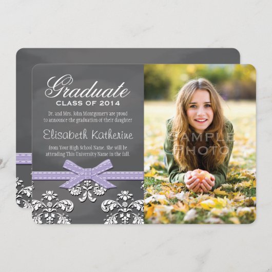 Aankondiging van het Afstuderen van Paarse Bow Cha (Voorkant / Achterkant)