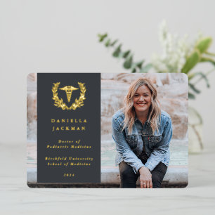 Aankondiging van het Gray Caduceus Medical Afstude