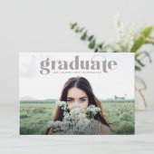 Aankondiging van het moderne Afstudeerder Full Pho (Staand voorkant)