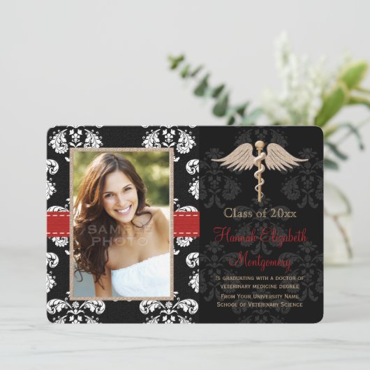 Aankondiging van het Red Veterinary Vet School Afs (Staand voorkant)