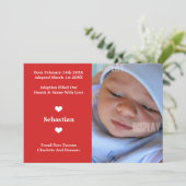 Aankondiging van kleine nieuwe babyadoptie (Staand voorkant)