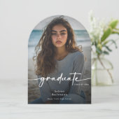 Aankondiging van Modern Photo Script Afstuderen Ar (Staand voorkant)