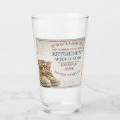 Aankondiging van pensionering met oude laarzen V2. Glas (Voorkant)