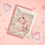Aankondiging van persoonlijke geboortedatum foto-m briefkaart<br><div class="desc">Zachte waterverf handgetekende bloemen in panden,  perziken en neutrale kleuren met wijnstokken om uw favoriete baby te accentueren. Ideaal voor de geboorteaankondiging voor je nieuwe meisje.</div>