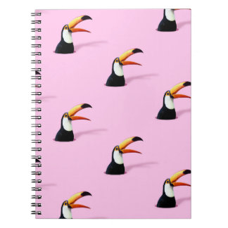 Aankondiging van Toucan: Tropical Pink Paradise Notitieboek