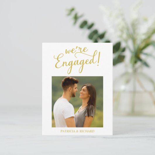 Aankondiging van verloving en sla de datum op briefkaart (Staand voorkant)