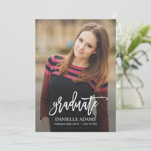 Aankondiging witpenseel EDITABLE COLOR Afstuderen (Staand voorkant)