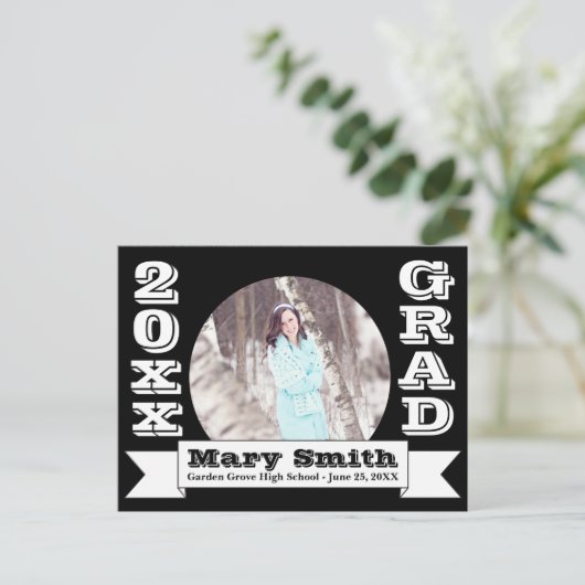 Aankondiging zwart-wit formeel Afstuderen (Staand voorkant)