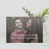 Aankondigingsfoto uitstel huwelijk save the date (Staand voorkant)