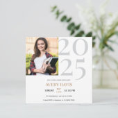 Aankondigingskaart voor afstudeerdatum save the date (Staand voorkant)