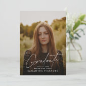 Aanpasbare afstudeerfoto postdoctoraal aankondiging (Staand voorkant)