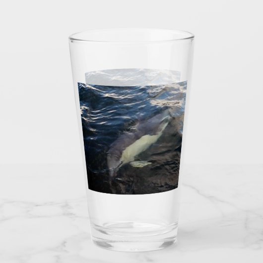 Aanpasbare Gewone Dolfijn Zwemt Oceaan Glas (Voorkant)