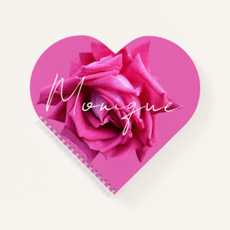 Aanpasbare naam Monique bloemige mooie roze roos Notitieboek