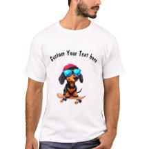 Aanpasbare teckel hond rijdt op een skateboard