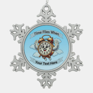 Aanpasbare "Tijd vliegt als" vliegende klok Tin Sneeuwvlok Ornament