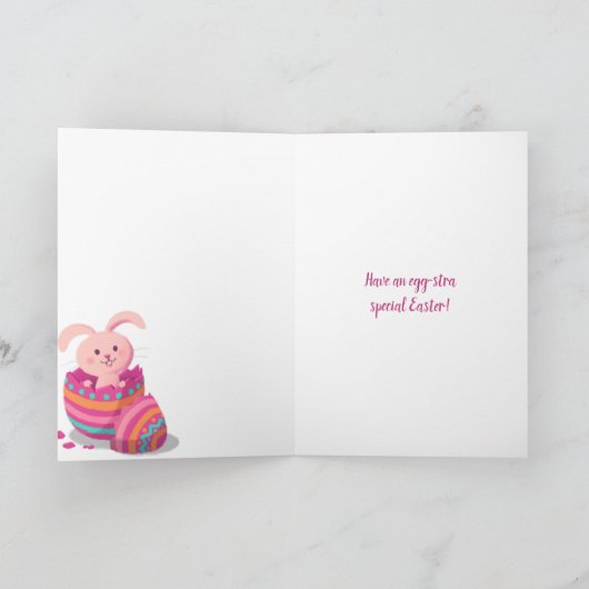 Aanpasbare vrolijk Pasen kaart Konijn in een ei (Binnen)