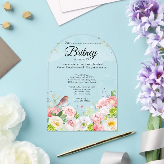 Aanpasbare Vrouw verjaardagsuitnodiging – Clear Acryl Uitnodigingen (Insitu (Huwelijk))