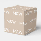 Aanpassen met Initiaal White monogram beige gift Bedankdoosjes (Achterkant)