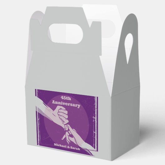 Aanpassen verjaardag romantisch paar hand in hand bedankdoosjes (Geopend)