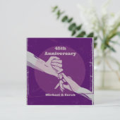 Aanpassen verjaardag romantisch paar hand in hand kaart (Staand voorkant)