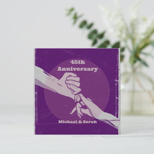 Aanpassen verjaardag romantisch paar hand in hand kaart (Staand voorkant)