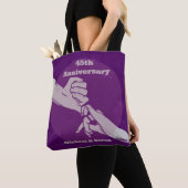 Aanpassen verjaardag romantisch paar hand in hand tote bag (Dichtbij)