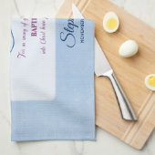 Aanpassen, volwassen borstdove op blauw theedoek (Quarter Fold)