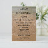 Aanpassings-rendementscute bij strand op jaardag kaart (Staand voorkant)