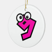 Aantal negen keramisch ornament (Links)