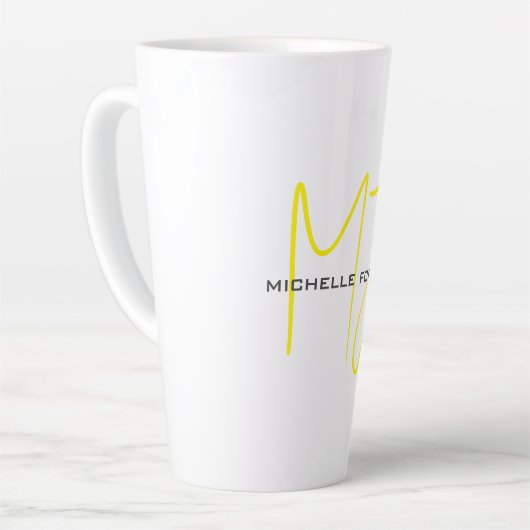 Aantrekkelijk Monogram Geel Wit Modern Minimalist Latte Mok (Linkerhoek)