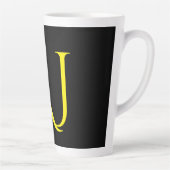 Aantrekkelijk Monogram Geel Zwart Modern Minimalis Latte Mok (Rechts)