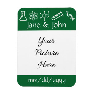 Aantrekkingskrachten in groene Save-the-Date-magne Magneet