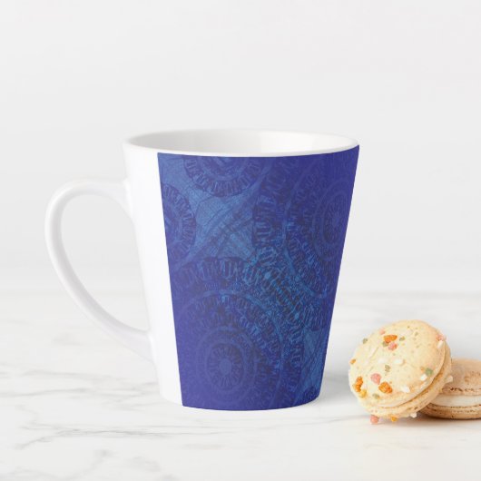 aanvaarding | Blauwe Indigo Violet Boho medailles Latte Mok (In situ)