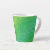 aanvaarding | Geel Groen Blauw Shibori patroon Latte Mok (Rechterhoek)