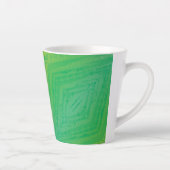 aanvaarding | Geel Groen Blauw Shibori patroon Latte Mok (Rechts)